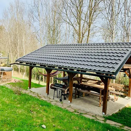 Nad Briezkami Lodge Raková