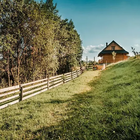 Nad Briezkami Lodge Raková