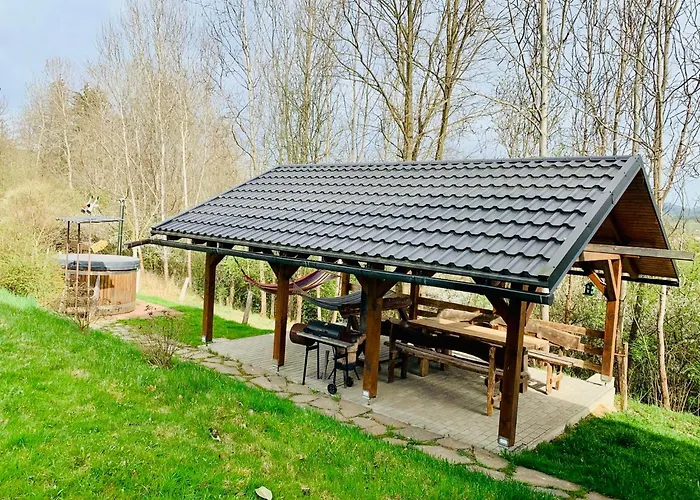 Nad Briezkami Lodge Raková