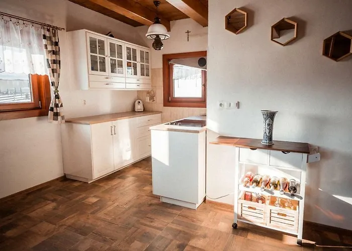 Nad Briezkami Hytte Raková