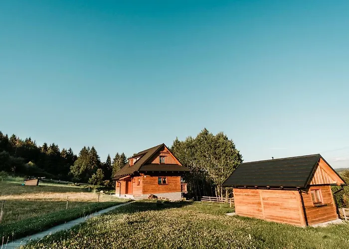 Nad Briezkami Lodge Raková